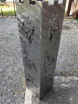 Feuersäule Pferde-Motiv  AKTION 30x30x120cm