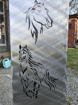 Feuersäule Pferde-Motiv  AKTION 30x30x120cm