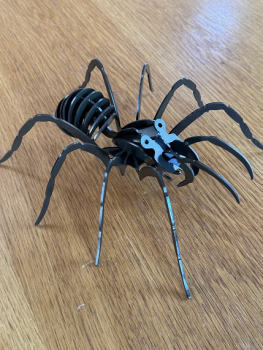 Spinne 2mm Stahl schwarz verzinkt